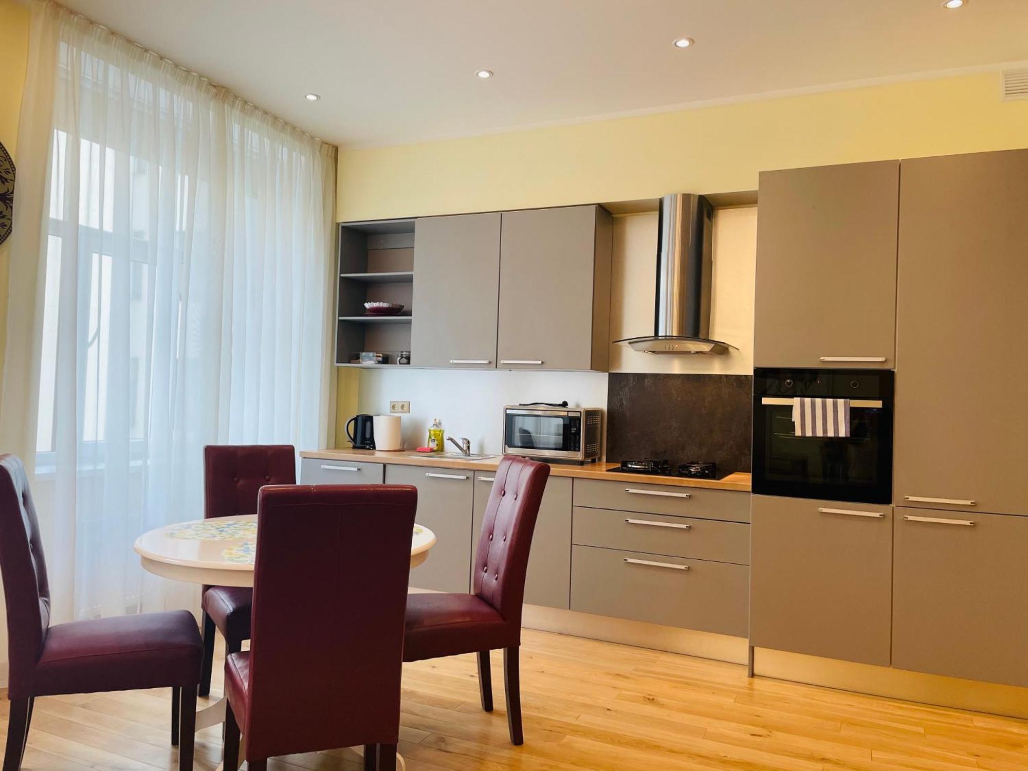 Riga Lux Apartments - Ernesta, Free Parking Room photo